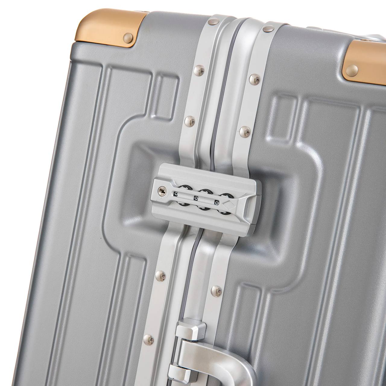 Valise Premium en Aluminium – Élégance & Résistance